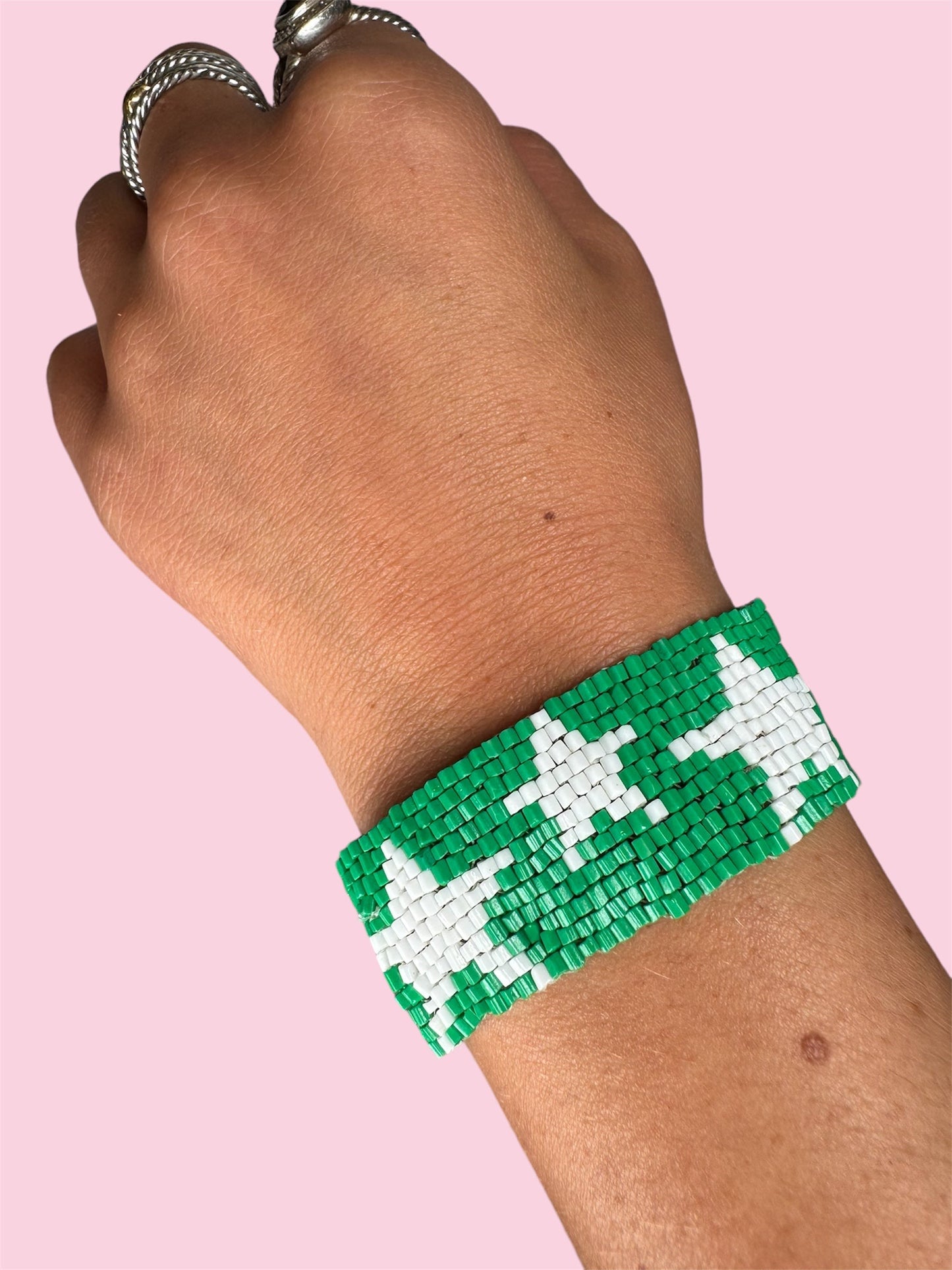 GREEN STAR ADULT BRACELET